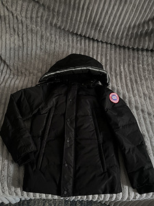 Canada Goose,копия (1 фото из 5)