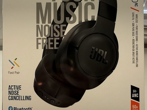 JBL Tune 760 nc