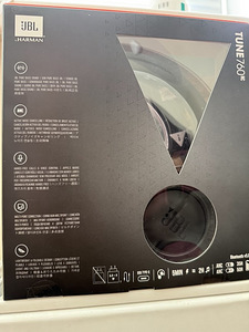 JBL Tune 760 nc (2 фото из 2)