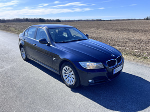 BMW 320d xdrive (2 фото из 5)