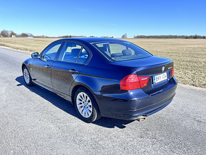 BMW 320d xdrive (4 фото из 5)