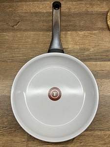 Сковорода - Tefal (1 фото из 2)