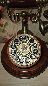 Müüa stiilne retrohõnguline lauatelefon (vintage disain). (3 foto / 3)