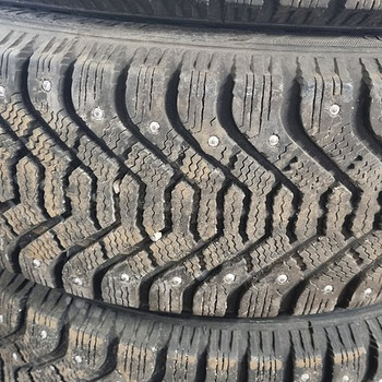 VW NAELREHVID PLEKKVELGEDEL 5X112 ,GOODYEAR 195X55X15X4TK