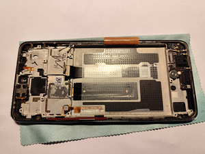 Xiaomi MI T10 lite ekraan korpusega (7 foto / 7)