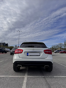 Mercedes-Benz GLA 220 2.1 130 kW (5 foto / 15)