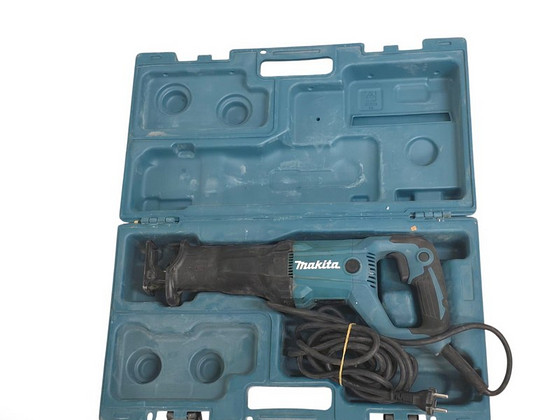 Сабельная пила Makita JR3051T + Чемодан