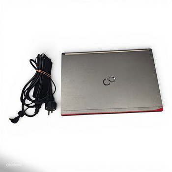 Ноутбук Fujitsu E734 + зарядка