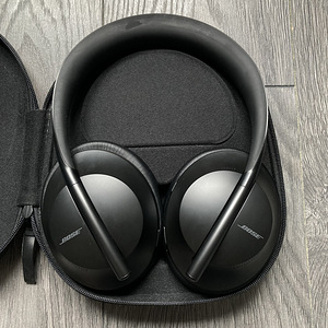Bose nc700 headphones (1 foto / 6)