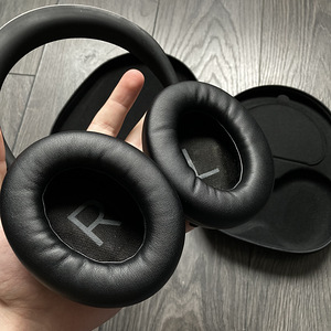 Bose nc700 headphones (6 foto / 6)