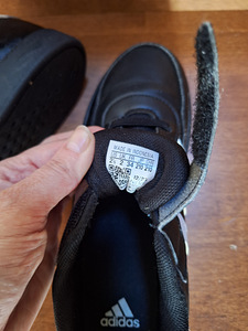 Кроссовки Adidas размер 34 (4 фото из 4)