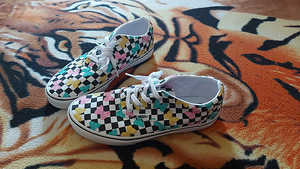Uued Vans tennised s 38 (1 foto / 1)