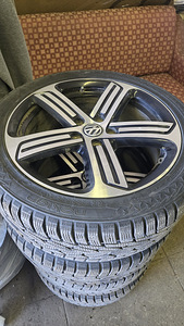 VW ORIGINAL R18 5X112 ET49, 225/45 R18 CADIZ (1 фото из 8)