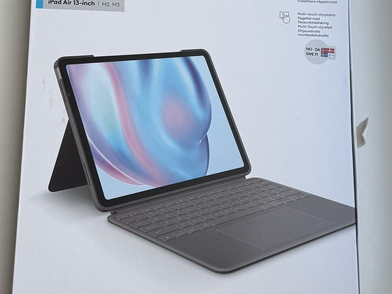 Logitech Combo Touch iPad Air 13" (M2/M3/M4) , SWE