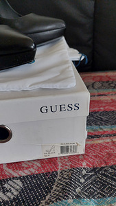 Кожаные туфли GUESS (3 фото из 4)