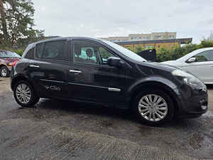 Müüa Renault Clio diisel (5 foto / 8)