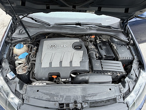 Volkswagen Golf 6 (9 foto / 14)