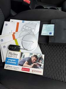 Volkswagen Golf 6 (12 foto / 14)