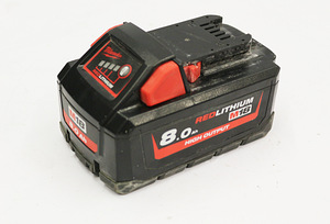 Milwaukee 8.0Ah 18V (2 foto / 2)