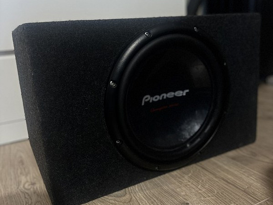 Subwoofer pioneer