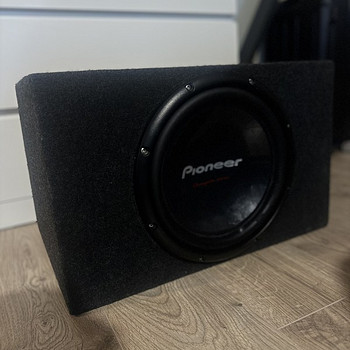 Subwoofer pioneer
