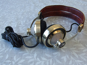 Tippklassi kõrvaklapid Pioneer SE-L40. (4 foto / 10)