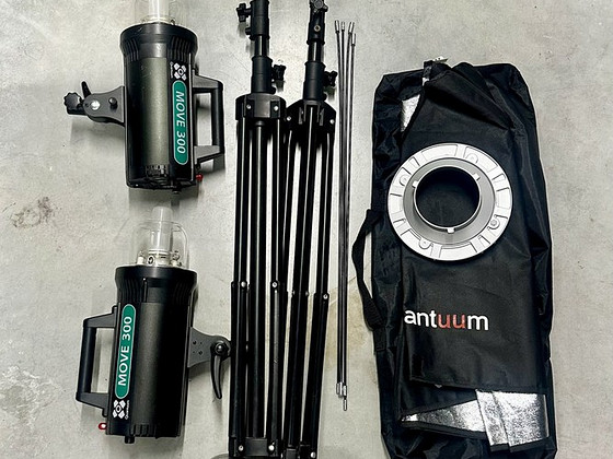 Stuudiovalgustuse komplekt Quantuum MOVE300
