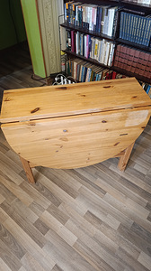 Купить складной стол (2 фото из 2)