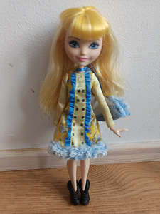 Nukk Ever after high Blondie Locks (1 foto / 4)