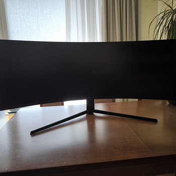Samsung Odyssey G9 49" 240Hz