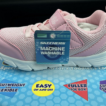 Sketchers Vabaajajalatsid tüdrukule