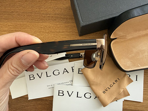 Päkeseprillid Bvlgari originaal unisex (2 foto / 5)