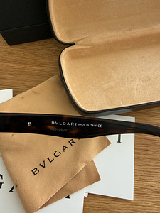 Päkeseprillid Bvlgari originaal unisex (4 foto / 5)