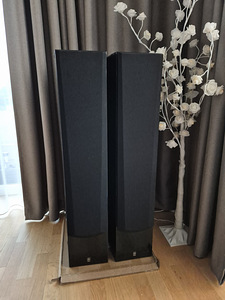Yamaha NS-555 (2 фото из 2)