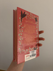 Книга (2 фото из 3)
