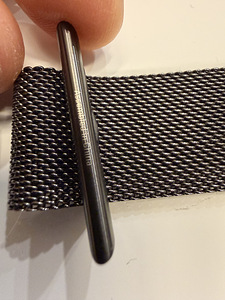 Apple Original Graphite Milanese Loop ремешок (2 фото из 4)