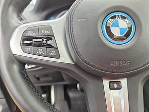 BMW IX3 M-SPORT PACKAGE 2022 FACELIFT (14 foto / 15)