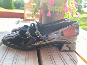Nagu uued lakknahast kingad Clarks, s. 39,5 (3 foto / 8)