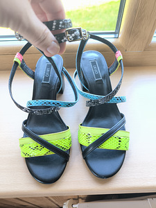 Босоножки Liu Jo, р. 39 (2 фото из 4)