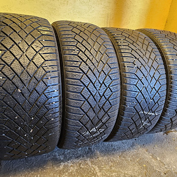 225 45 R 17 Continental ContiVikingContact 7