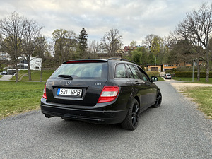 MB C200 CDI 2008 года (4 фото из 13)