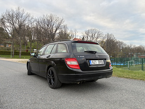 MB C200 CDI 2008 года (5 фото из 13)