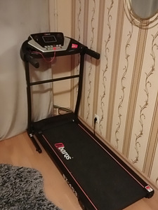Продам беговую дорожку (2 фото из 3)