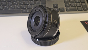 Canon RF16mm 2.8 STM (1 фото из 3)