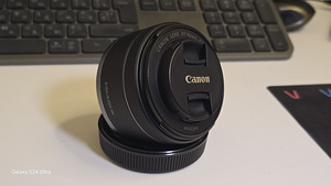 Canon RF16mm 2.8 STM (3 фото из 3)