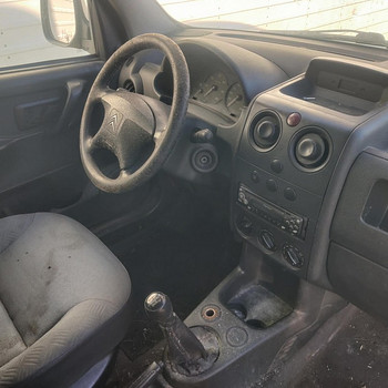 2004 Citroen Berlingo дизель, механика, 5 мест