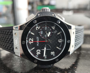 HUBLOT 20 YEARS D=42MM (1 foto / 8)