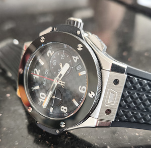 HUBLOT 20 YEARS D=42MM (2 foto / 8)