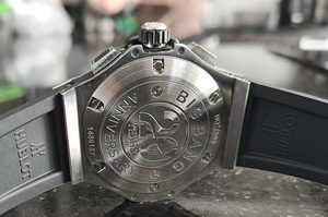 HUBLOT 20 YEARS D=42MM (6 foto / 8)