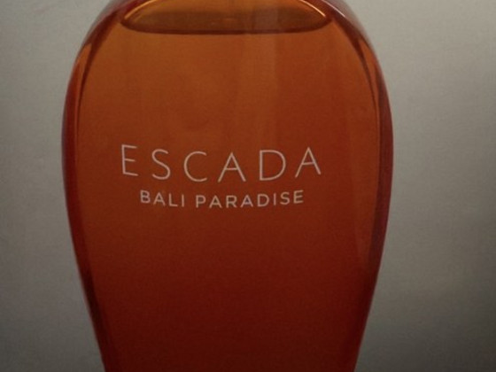 Escada bali paradise